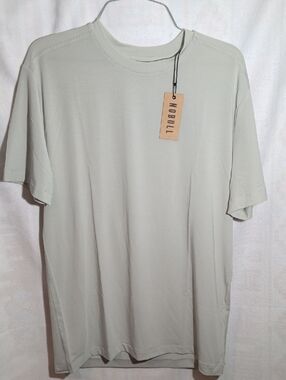 NOBULL Men's Short-Sleeve Crew Tee in Light Sage